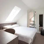 Hotel New Damshire